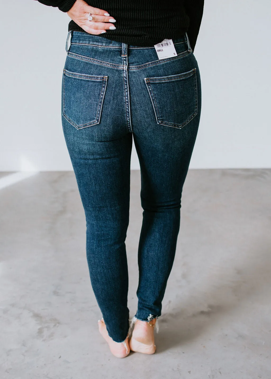 Bella High Rise Skinny Jean